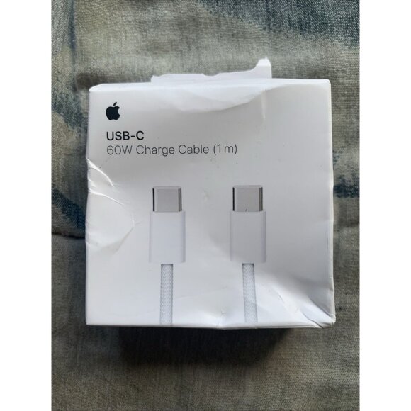 Genuine Apple USB-C Charge Cable 1M 60W Woven A2795 Cable - MQKJ3AM/A - Picture 1 of 4